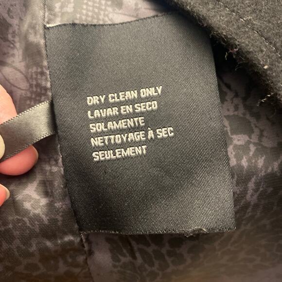 Small Guess coat with fur collar - Picture 10 of 11